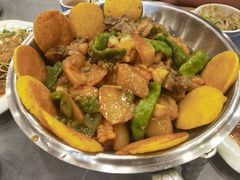 东北一锅出-东北农家小院(定西路店)