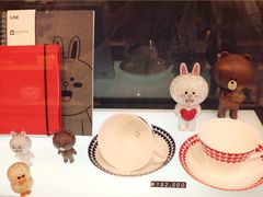 -LINE FRIENDS Garosu-gil Flagship Store