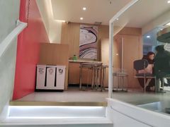 -万利隆(车站店)
