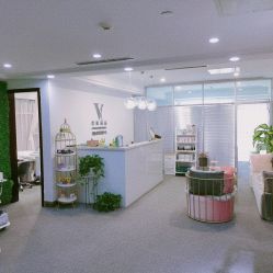 -YooMee优美智能科技美肤机构