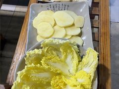 -秋语木桶鱼.酸菜鱼(开发区火车站店)