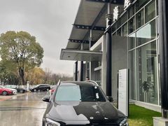 -上海星瀚奔驰4S店(红柳路店)