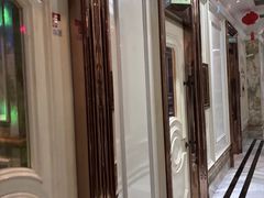 -七十二变量贩KTV(绿地东海岸时代广场店)