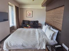 -上海虹桥西郊假日酒店