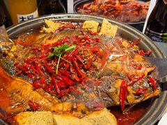 -辣尚瘾·烤鱼·新川菜(牡丹园直营店)