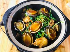-芳村榕树头叹佬鸡煲(体育西店)