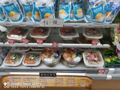 -全家便利店(杭州龙翔桥地铁站店)