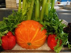 -亮马河饭店翠雅咖啡厅