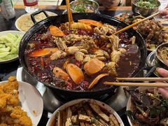 -鸿顺老铁锅美蛙鱼府(解放碑店)