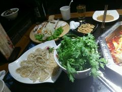 -陆派巴倒烫火锅(城东店)