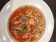 韩式泡菜肥牛面-康师傅私房牛肉面(申虹店)