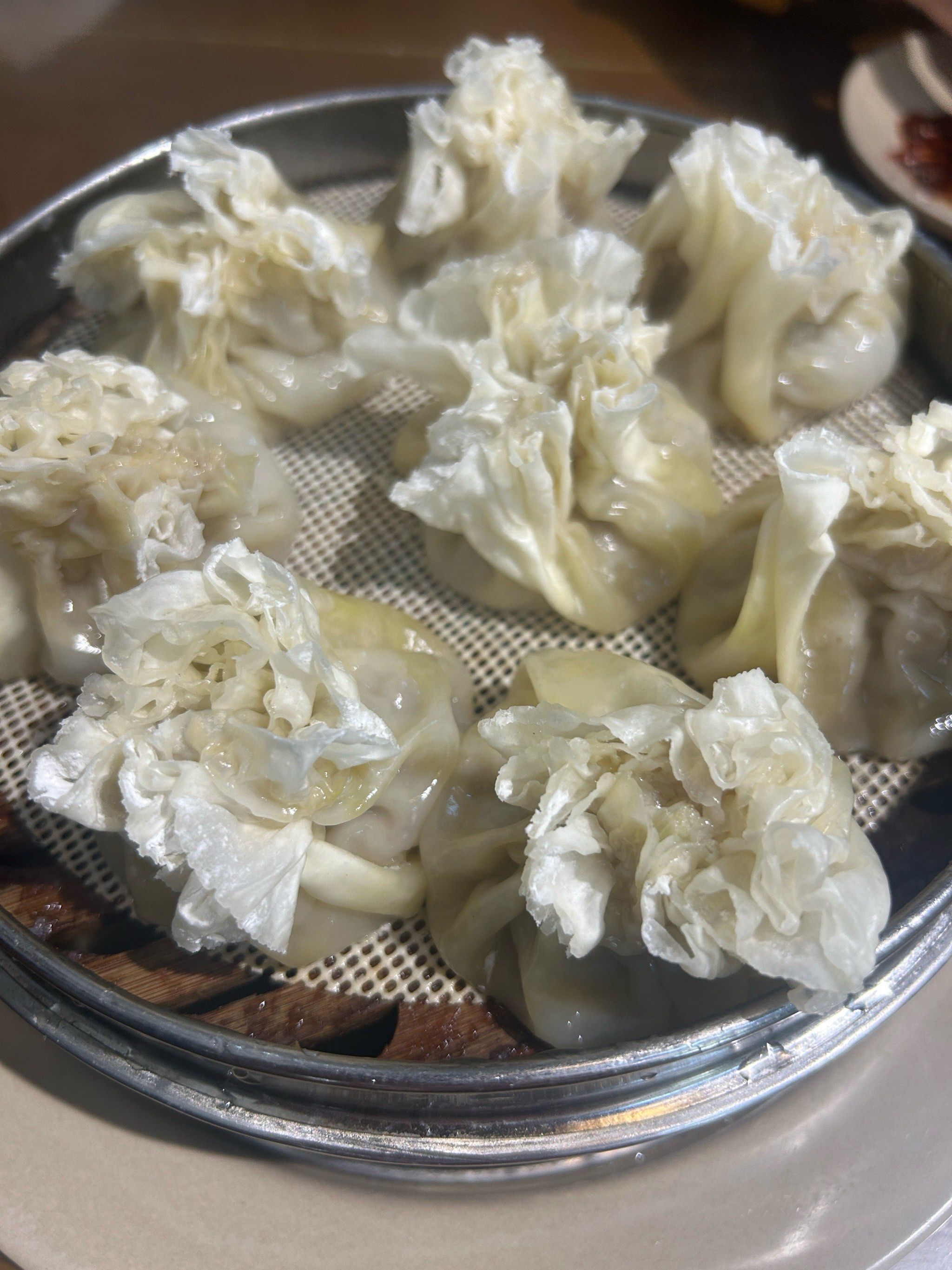 0元玩转这座城
「源玺源烧麦馆(翡丽湾店)」这家店在包头的翡丽湾