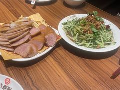 -六泰居·尔滨地标·东北菜(松北店)