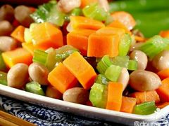 凉拌芹菜花生-思泊湖牛肉面(兰州总店)