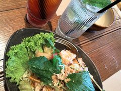 海鲜柚子沙拉-CHINCHIN 青青·泰国料理(万象食家店)