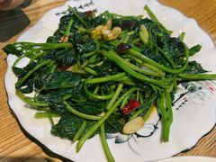 -牛八宝桂林米粉(八里庄店)