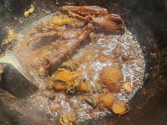 -鱼窝棚柴火铁锅炖(富山屯店)