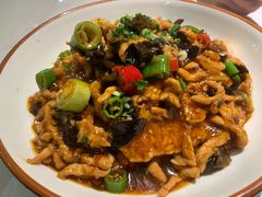 鱼香肉丝锅巴-刘胖子家常菜·蹄花焖藕(富安街店)