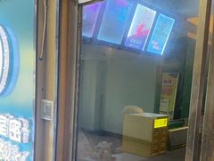 -荒岛实景沉浸密室(江汉路1店)