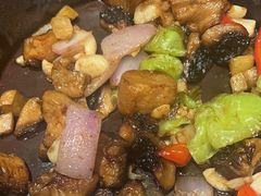 -云海肴·汽锅鸡·云南代表菜(天山百盛优客店)