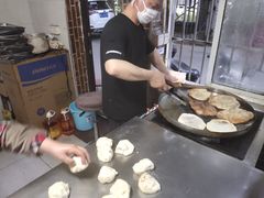 -安工大饼庞家肉饼