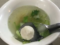 -六合夜市