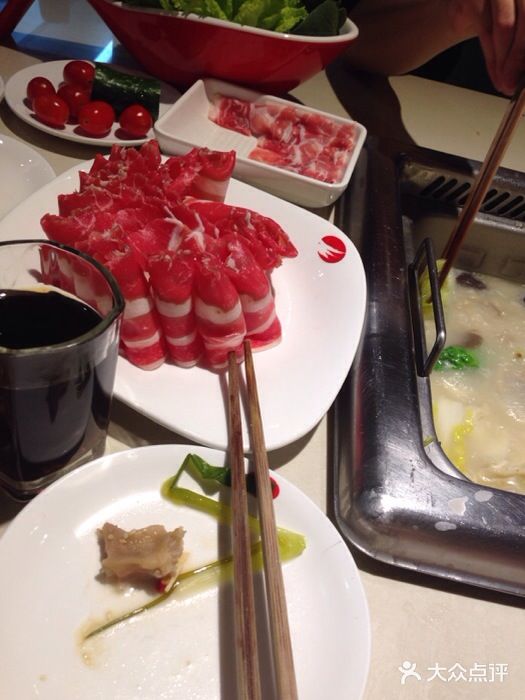 海底捞火锅(华山路店)三鲜锅底图片