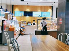 -巴黎贝甜(大宁国际商业广场店)