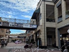 -王府井奥莱临潼小镇(临潼店)