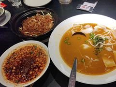 -麻六记(凤凰汇店)