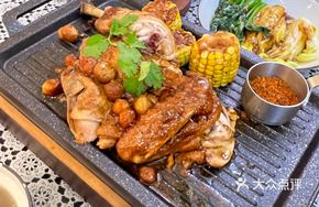 Dapeng Clay Pot Chicken