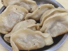 -黄阿姨锅贴大王(万航渡路店)