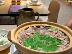 腾越牛肉锅-一坐一忘云南菜(卓悦中心)