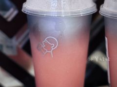 -喜茶(北京华贸购物中心店)