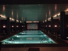 iphone_upload_pic-丽思卡尔顿酒店泳池(金融街店)