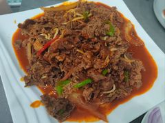 -何猫特色黄焖羊肉