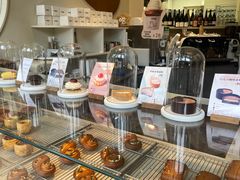 -VERIE BAKEHOUSE
