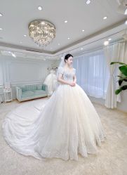 -艾慕婚纱礼服馆(和平店)