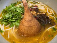 -百春原湖南牛肉粉(百联世纪店)
