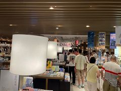 -茑屋书店(天目里店)
