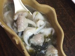 紫菜汤鱼皮饺拼水菱角-老西关濑粉(文明路店)