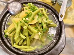 -石磨豆花家常菜·牦牛排土火锅