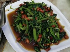 -一口猪海鲜浑锅·东北家常菜