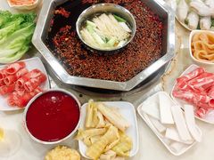 涮毛肚-朱氏胖子烂火锅(洪崖洞店)