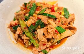 Guizhou Stuffed Chili Stir-Fried Pork