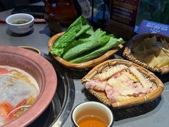 -阿婆情腊排骨火锅·野生菌季(古城旗舰店)