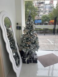 -苗方清颜专业祛痘·皮肤管理