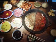 -萍姐火锅·公路夜市(武汉首店)