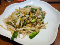 -魏铭鱼头捞饭(晋阳路店)