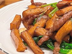 鲍菇菜心炒牛柳-粤仔湾砂锅粥(广益哥伦布店)